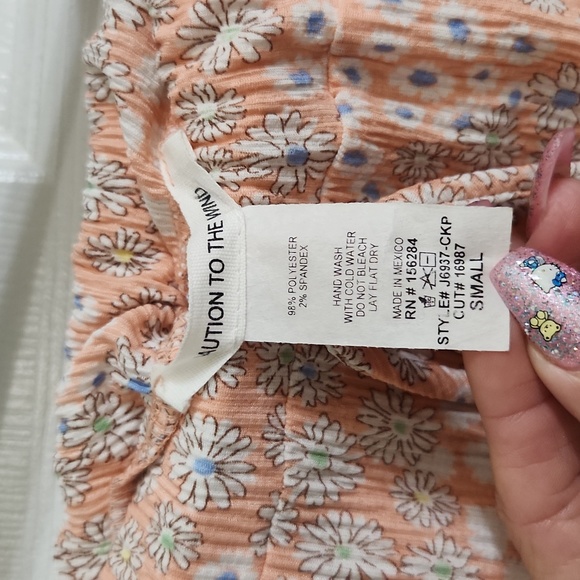 Caution to the wind skirt - Picture 3 of 4